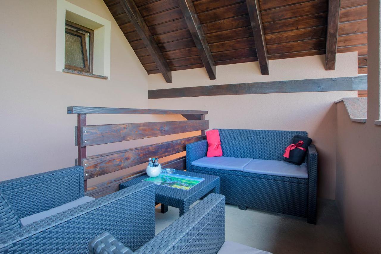 Studio Apartment Karlo Dreznik Grad Luaran gambar