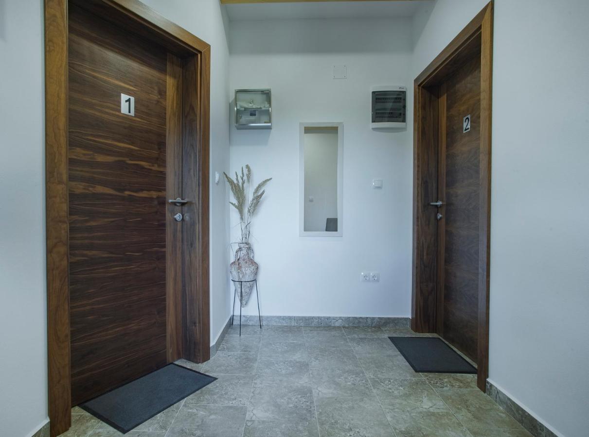 Studio Apartment Karlo Dreznik Grad Luaran gambar